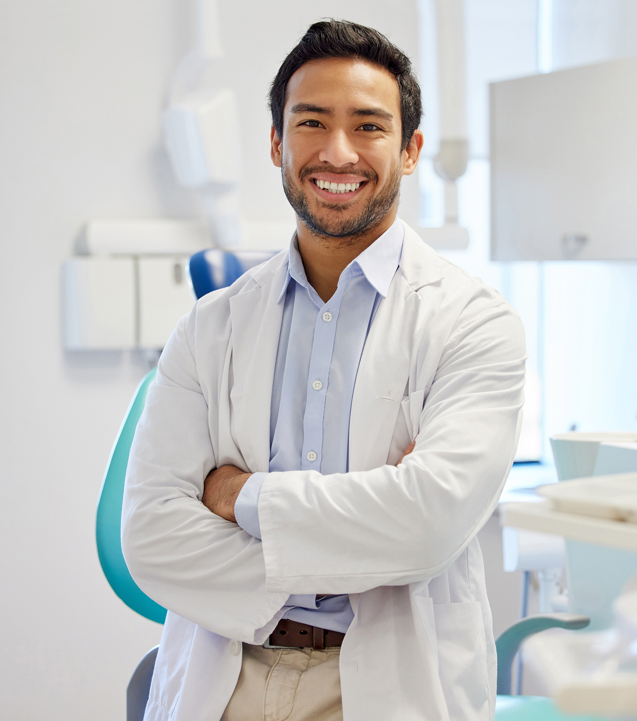 A practice manager using the Cover Dental web app at her computer